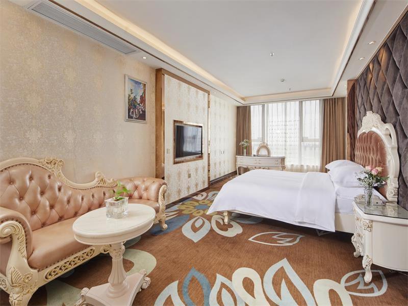 Vienna Classic Hotel Dongguan Changan Xiandai エクステリア 写真